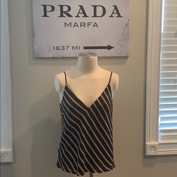 Socialite Tops - NWT Socialite V-Neck Camisole